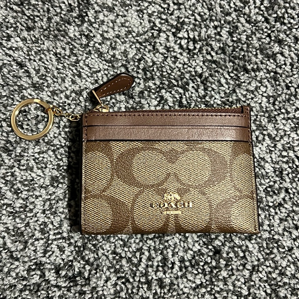 Coach Skinny ID Case